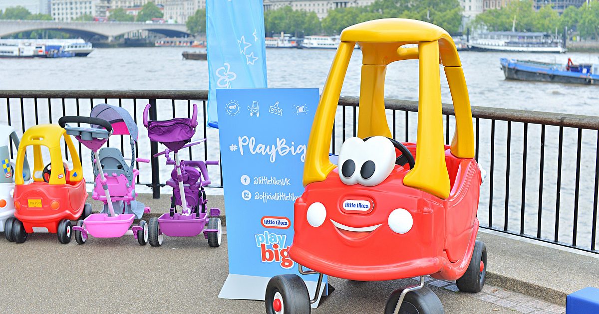 Large little tikes store car